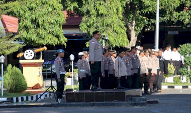 Kapolres-Sikka-Pimpin-Apel-Jam-Pimpinan:-Peringatkan-Anggota-untuk-Tidak-Bermain-Judi-Online-dan-Menjaga-Nama-Baik-Institusi