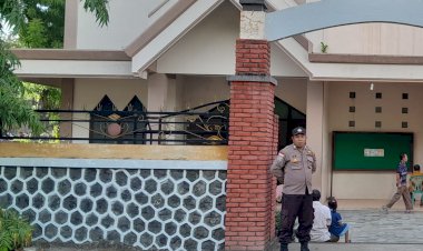 Polsek-Paga-:-Patroli-'Minggu-Kasih'-di-Tempat-Ibadah-untuk-Kedamaian-Komunitas