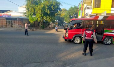 POLRES-SIKKA-LAKSANAKAN-STRONG-POINT-RUTIN-WUJUD-PELAYAN-KEPADA-MASYARAKAT