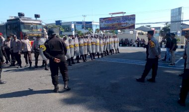 Latihan-Dalmas-Gabungan-untuk-Persiapan-Pemilu-Kada-Kab.-Sikka-Berjalan-Lancar