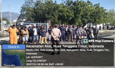 KP3-LAUT-MELAKSANAKAN-PAM-DEBARKASI-DAN-EMBARKASI-KM.TIDAR-DI-PELABUHAN-L.SAY-MAUMERE