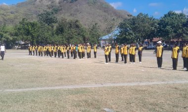 Latihan-Peraturan-Baris-Berbaris-Paskibra-Kecamatan-Paga-Sambut-HUT-RI-ke-79