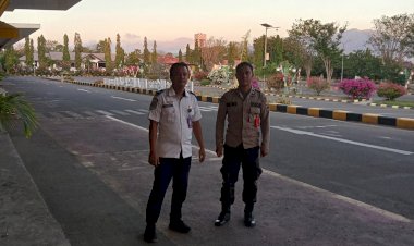 KP3-Udara-Bersama-Otoritas-Keamanan-Bandara-Melaksanakan-Pengamanan-Bandara-Frans-Seda