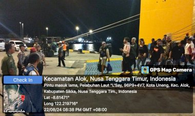 Pengamanan-Kedatangan-KM.-Dharma-Rucitra-VII-Oleh-KP3-Laut-Maumere