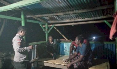 PERSONIL-POLSEK-BOLA-POLRES-SIKKA-RUTIN-LAKSANAKAN-PATROLI-DAN-SAMBANH-WARGA