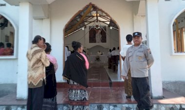 Polsek-Lela-Tingkatkan-Keamanan-dengan-Patroli-Rutin-di-Tempat-Ibadah