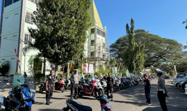 PATROLI-DAN-PENGATURAN-LALU-LANTAS-DI-TEMPAT-TEMPAT-IBADAH-OLEH-SAT-LANTAS-RES-SIKKA