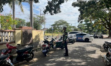 Personil-Sat-Lantas-Polres-Sikka-giatkan-Patroli-dan-Pengaturan-Lalu-Lintas-di-Tempat-tempat-Ibadah