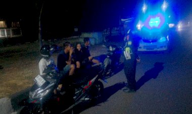 KBO-Sat-Lantas-Polres-Sikka-Laksanakan-Kegiatan-Patroli-Lampu-Biru-di-Wilayah-Hukum-Polres-Sikka