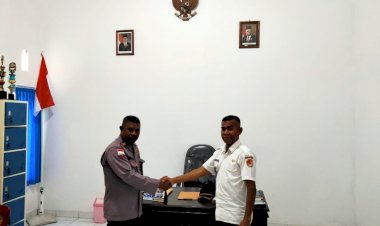 Kapolsek-Paga-Galang-Dukungan-Camat-Paga-untuk-Wujudkan-Pilkada-2024-Damai-di-Kecamatan-Paga