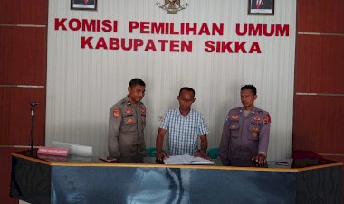 Pengecekan-Personil-Piket-di-Kantor-Bawaslu-dan-KPUD-Kabupaten-Sikka