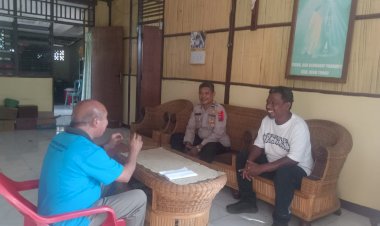 Waka-Polsek-Alok-Gandeng-Pastor-Paroki-Misir-Dukung-Pilkada-Damai-2024-di-Kabupaten-Sikka