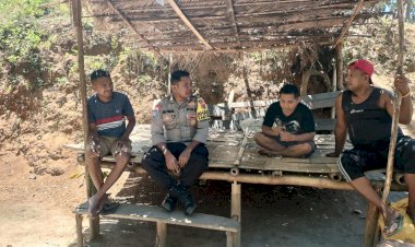 Bhabinkamtibmas-Desa-Dobo-Gelar-Patroli-Dialogis-untuk-Jaga-Kondusivitas-Menjelang-Pilkada