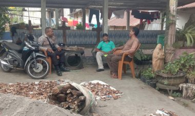 BHABINKAMTIBMAS-POLSEK-NITA-POLRES-SIKKA-GIATKAN-PATROLI-DIALOGIS-DAN-SAMBANG-SERTA-MEMBERIKAN-HIMBAUAN-KAPOLRES-SIKKA-KEPADA-WARGA-DESA-BINAAN