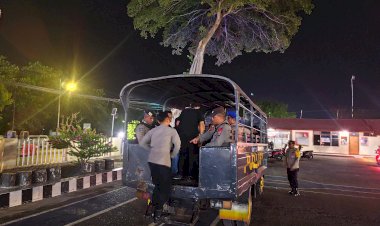 Patroli-Operasi-Mantap-Praja-Turangga-2024-Amankan-Tahapan-Kampanye-di-Kabupaten-Sikka