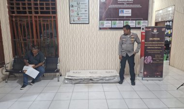 MONITORING-KEDATANGAN-LOGISTIK-PILKADA-TAHUN-2024-DI-KANTOR-KPU-KAB.-SIKKA.