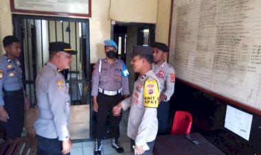 Kasubsi-Penmas-Polres-Sikka-Lakukan-Kontrol-Tahanan-dan-Pengawasan-Serah-Terima-Tugas-Jaga
