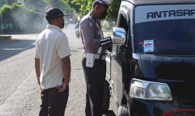 Sat-Lantas-Polres-Sikka-Gelar-Operasi-Zebra-Turangga-2024