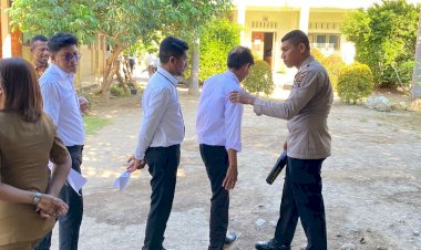 Pengamanan-Hari-Ke-4-Seleksi-Kompetensi-Dasar-CPNS-2024-di-SMK-Negeri-1-Maumere-Berjalan-Lancar