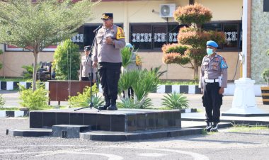 Apel-Jam-Pimpinan,-Kapolres-Sikka-Ingatkan-Anggota-untuk-Jaga-Kesehatan-dan-Netralitas-Menjelang-Pemilukada