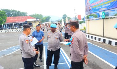 Tingkatkan-Kedisiplinan-dan-Kinerja-Personel-Polres-Sikka-Gelar-Apel-Fungsi