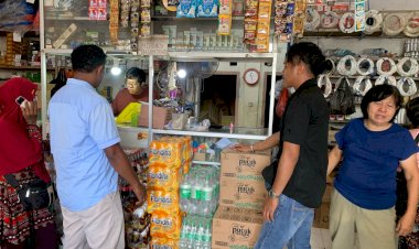 Polres-Sikka-Pastikan-Stok-dan-Harga-Bahan-Pokok-di-Pasaran-Tetap-Stabil