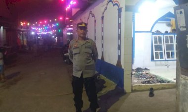 Polsek-Alok-Amankan-Pelaksanaan-Sholat-Tarawih-dan-Witir-di-Dua-Masjid-di-Kecamatan-Alok-Barat