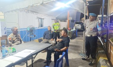 PENGECEKAN-POS-PENGAMANAN-TERPADU-L.-SAY-MAUMERE-OLEH-WAKAPOLRES-SIKKA-DAN-DIDAMPINGI-PIKET-PAWAS-BESERTA-PIKET-PROVOST-POLRES-SIKKA