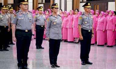 49-Perwira-Tinggi-Polri-Naik-Pangkat,-Dua-Naik-Menjadi-Komjen