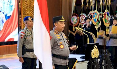 Kapolri-Pimpin-Sertijab-Kapolda-NTT:-Irjen-Pol.-Rudi-Darmoko-Resmi-Gantikan-Irjen-Pol.-Daniel-Silitonga