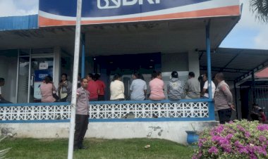 KEGIATAN-PATROLI-RUTIN-MENJAGA-SITKAMTIBMAS-OLEH-PERSONIL-POLSEK-NITA-POLRES-SIKKA