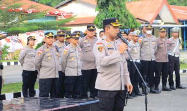 Kapolres-Sikka-Pimpin-Apel-Pagi:-Tegaskan-Soliditas-Internal-dan-Kesiapan-Sambut-Kunjungan-Kompolnas-dan-Kapolda-NTT