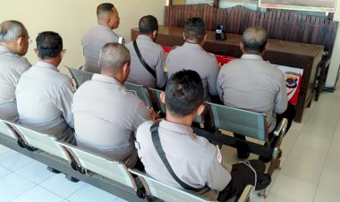 Polres-Sikka-dan-Polsek-Jajaran-Gelar-Binroh-Serentak,-Bangun-Karakter-Personel-yang-Beriman-dan-Berintegritas
