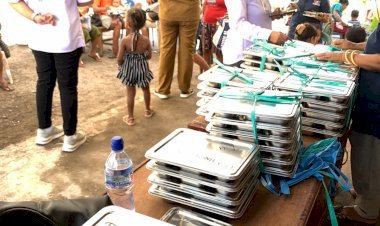 Polri-Untuk-Masyarakat-:-Kegiatan-Penyaluran-Program-Makan-Bergizi-Gratis-(MBG)-Di-Wilayah-Kab.-Sikka