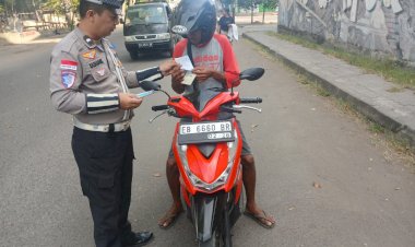 Operasi-Patuh-Turangga-2025,-Satlantas-Sikka-Gandeng-Gojek-dan-Sopir-Jadi-Pelopor-Keselamatan