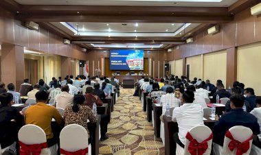 Polri-Untuk-Masyarakat-:-Rapat-Monev-penggunaan-anggaran-Polda-NTT-dan--Polres-jajaran-TW-II-tahun-2025,