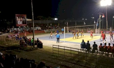 POLRI-UNTUK-MASYARAKAT-:-PERSONIL-POLRES-SIKKA-LAKSANAKAN-PENGAMANAN-PERTANDINGAN--BOLA-VOLY-TEKA-IKU-CUP--DI-LAPANGAN-GELORA-SAMADOR