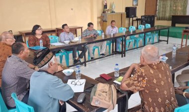 PERTEMUAN-ANTARA-PIHAK-PT.KRISRAMA-DAN-PIHAK-KOMNAS-HAM-DI-PUSAT-PASTORAL-MAUMERE