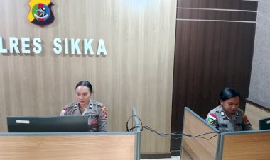 Polri-Untuk-Masyarakat-:-Polwan-Polres-Sikka-Siaga-Penuh-Piket-Pelayanan-Call-Center-110-Polres-Sikka