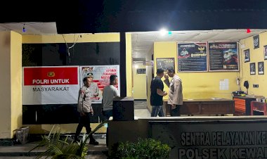 KAPOLRES-SIKKA-MENGUNJUNGI-POLSEK-KEWAPANTE-UNTUK-MEMASTIKAN-KESIAP-SIAGAAN-PERSONIL