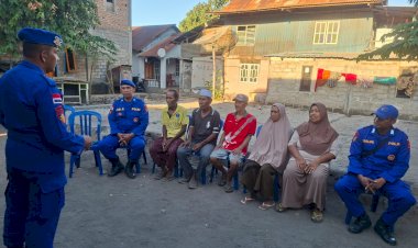 Satuan-Polairud-Polres-Sikka-Laksanakan-Sosialisai-Hukum-Laut-Kepada-Masyarakat-Pesisir-Khususnya-Bagi-Nelayan