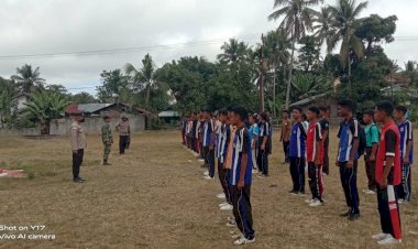 Polsek-Nita-Latih-Calon-Paskibra-Kecamatan:-Siapkan-Generasi-Muda-Untuk-Hari-Kemerdekaan