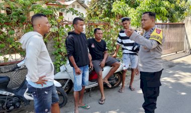 Personil-Polsek-Alok-Polres-Sikka-Polda-NTT-Laksanakan-Patroli-Kamtibmas