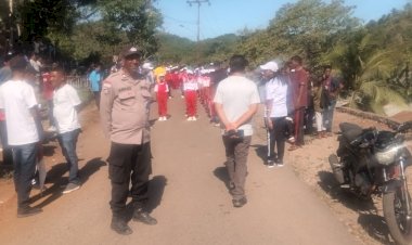 HUT-RI-ke-80,-Waiblama-Sikka-Gegap-Gempita-dengan-Lomba-Gerak-Jalan