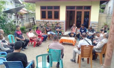 Jajaran-Polres-Sikka-Polda-NTT-Gencar-Sosialisasi-dan-Himbauan-Kepada-Warga-:-Bijak-Berpendapat,-Tolak-Anarkisme