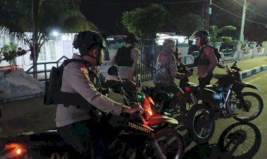 Kawal-Malam-Aman-dan-Nyaman,-Samapta-Polres-Sikka-Polda-NTT-Laksanakan-Patroli-Perintis-Presisi