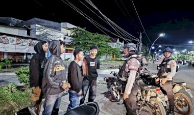Turjawali-Samapta-Polres-Sikka-Polda-NTT-Beraksi,-Bubarkan-Miras-dan-Tertibkan-Knalpot-Racing