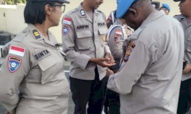 Disiplin-Jadi-Sorotan,-Polres-Sikka-Polda-NTT-Laksanakan-Apel-Fungsi-Rutin