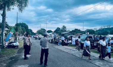 Satlantas-Polres-Sikka-Polda-NTT-Amankan-Ziarah-Keuskupan-Maumere-di-Sanctuarium-Wisung-Fatima-Lela