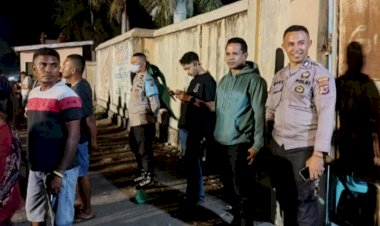 Sportivitas-Terjaga!-Polres-Sikka-Polda-NTT-Kawal-Ketat-Jalannya-Turnamen-Voli-Bupati-Cup-I-Tahun-2025